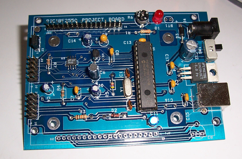 PIC18F2550 Project Board