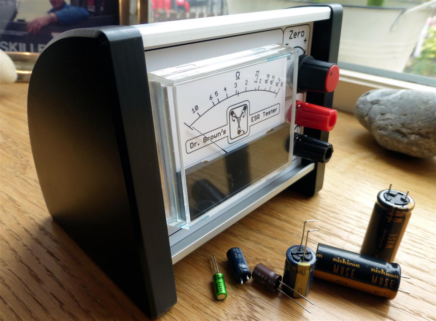 Analog Capacitor ESR Tester